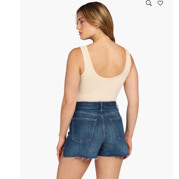 Nuuds Seamless Scoop Tank Bodysuit in Bone Sz. L - Picture 5 of 9